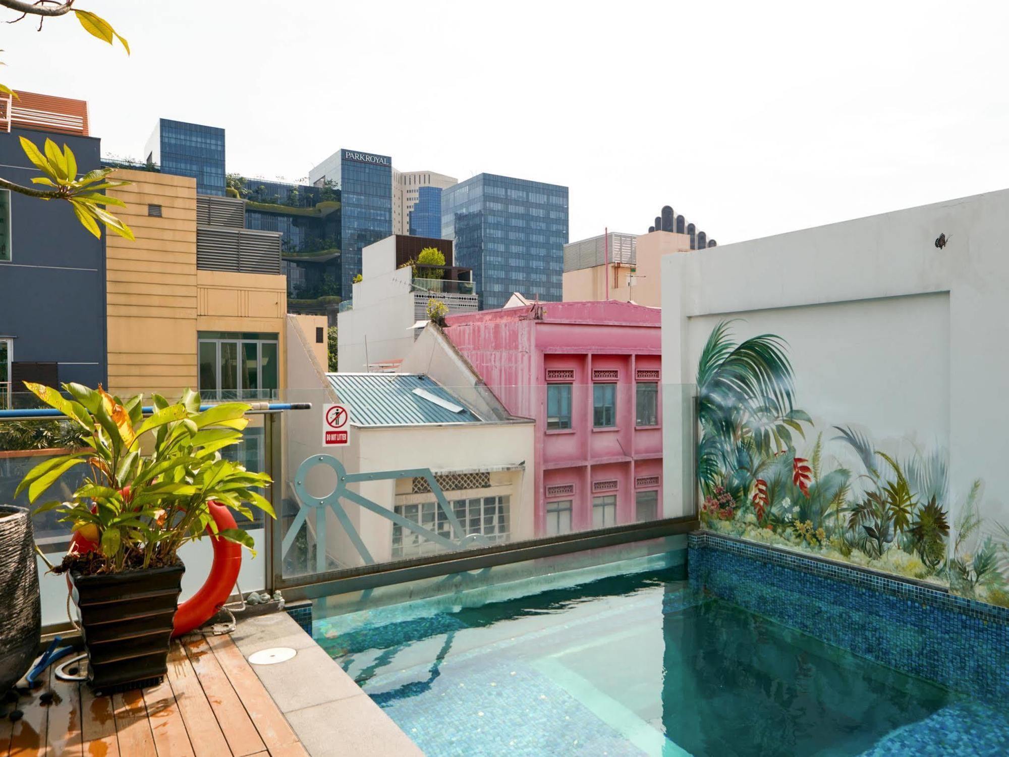Clover 5 Hongkong Street Hotel Singapura